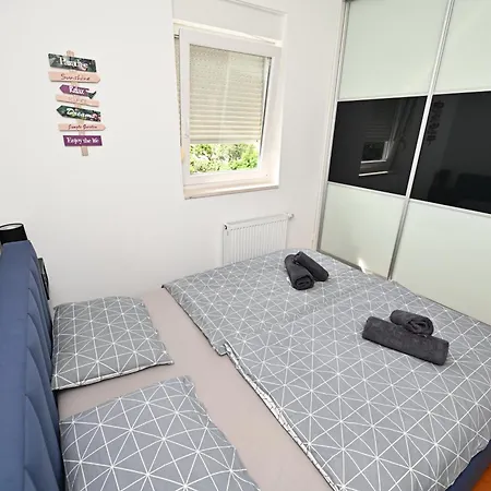 Heidi With Parking * Zadar