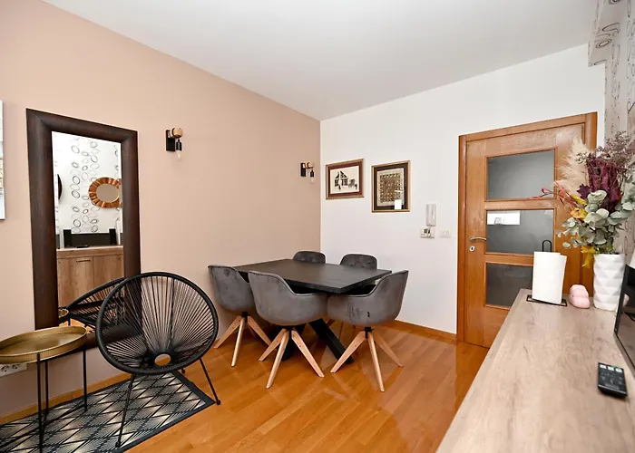 Heidi With Parking Zadar